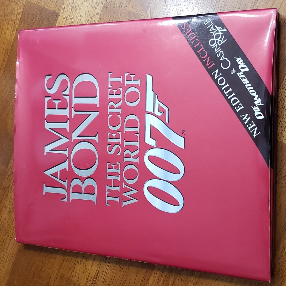 Book James Bond The secret  World of 007